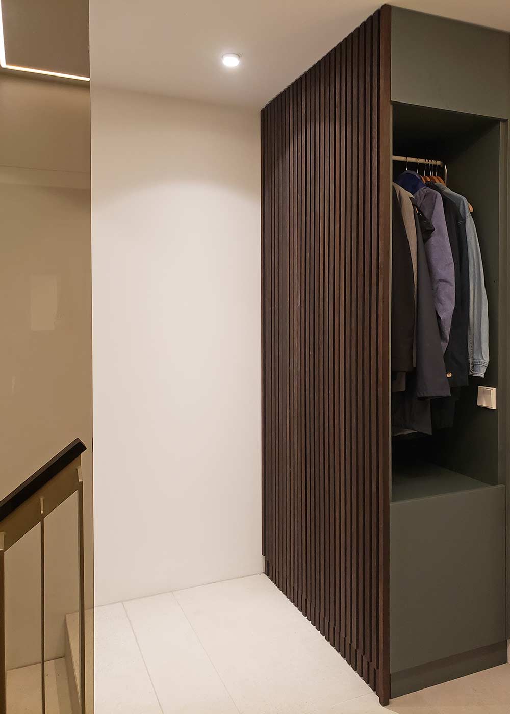 Badbereich der Elternsuite in einer Maisonette.
